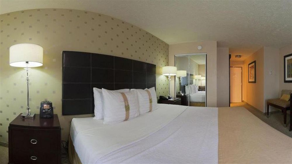 Holiday Inn Bloomington-University Area By Ihg Екстер'єр фото